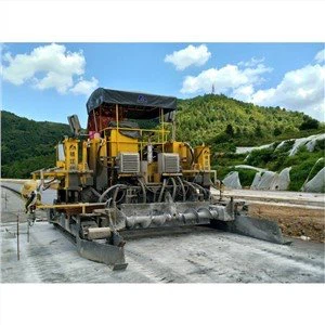 Cementni putni stroj