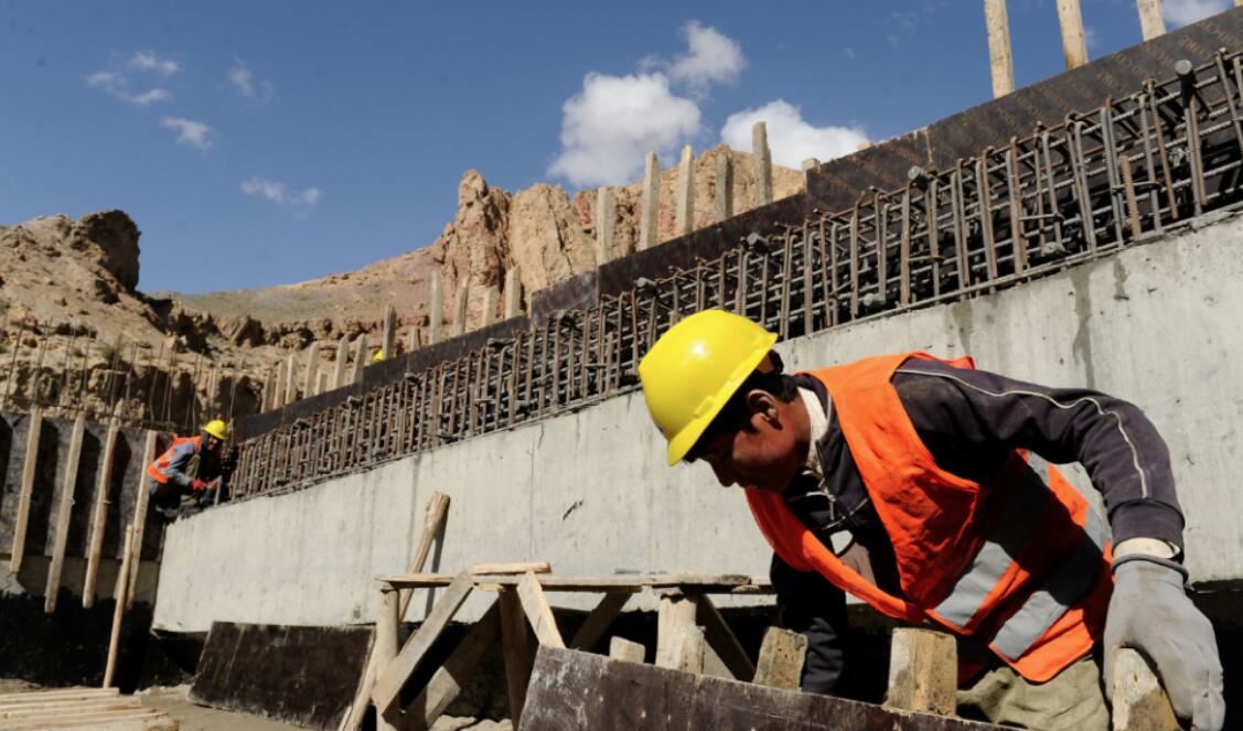 Deset velikih ugovora o izgradnji prekomorske infrastrukture koje su dobile k...